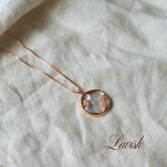 Celestial Bloom Mother-of-Pearl Pendant Necklace - 925 Silver