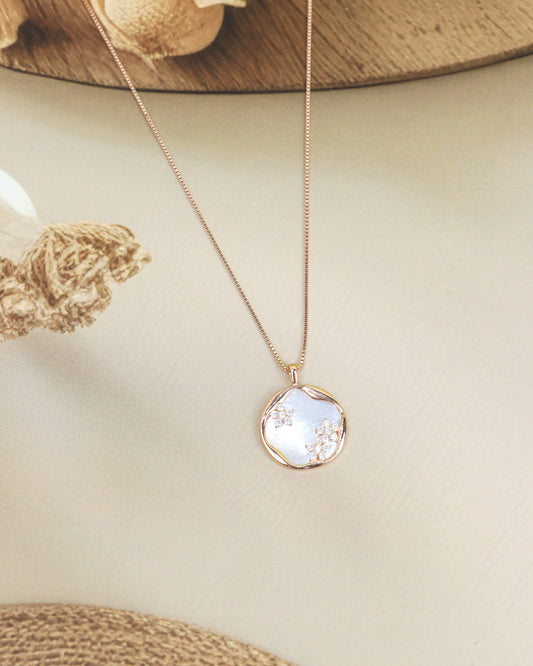 Celestial Bloom Mother-of-Pearl Pendant Necklace - 925 Silver