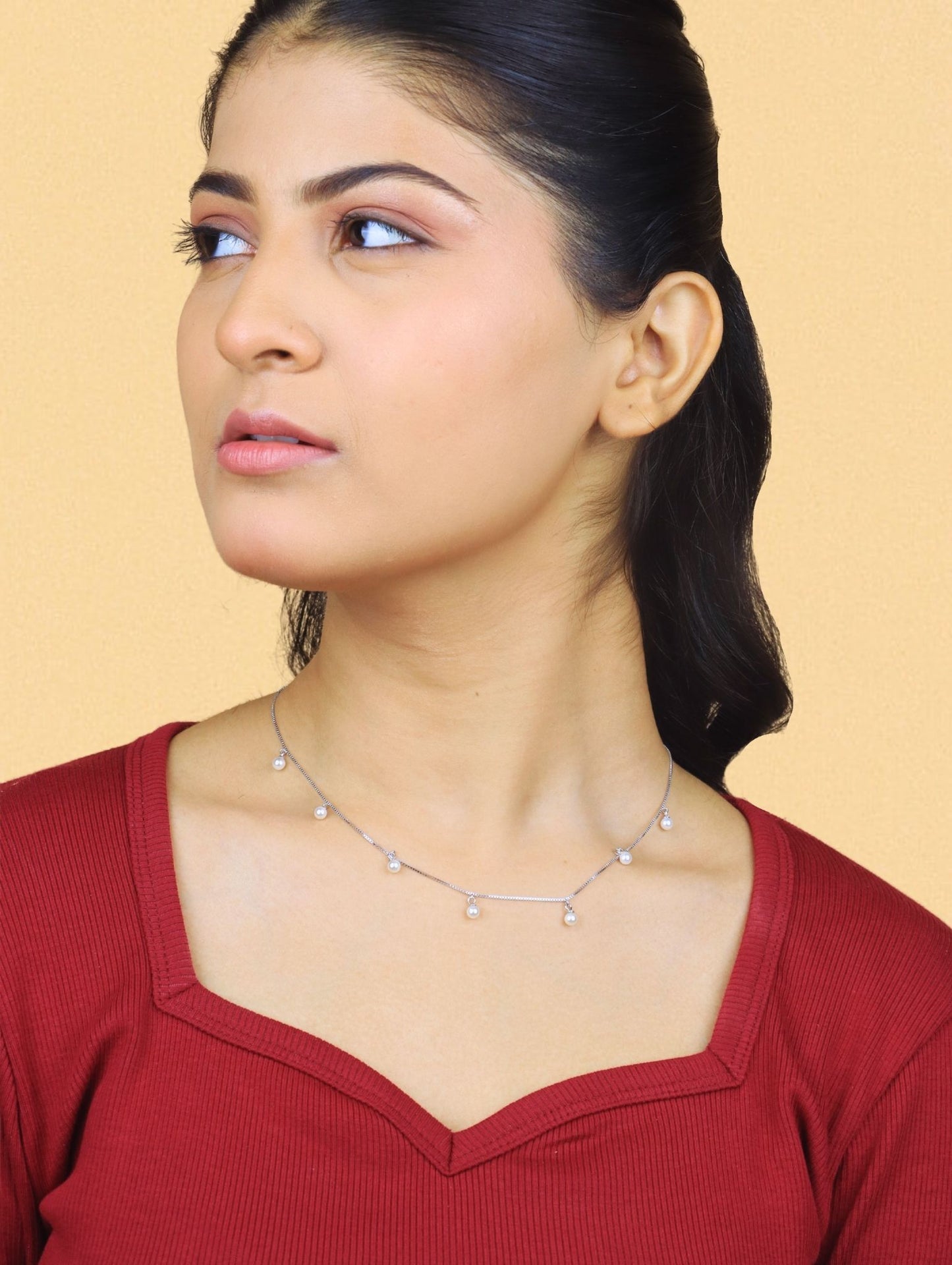 the Pearl Whisper Necklace - 925 Silver