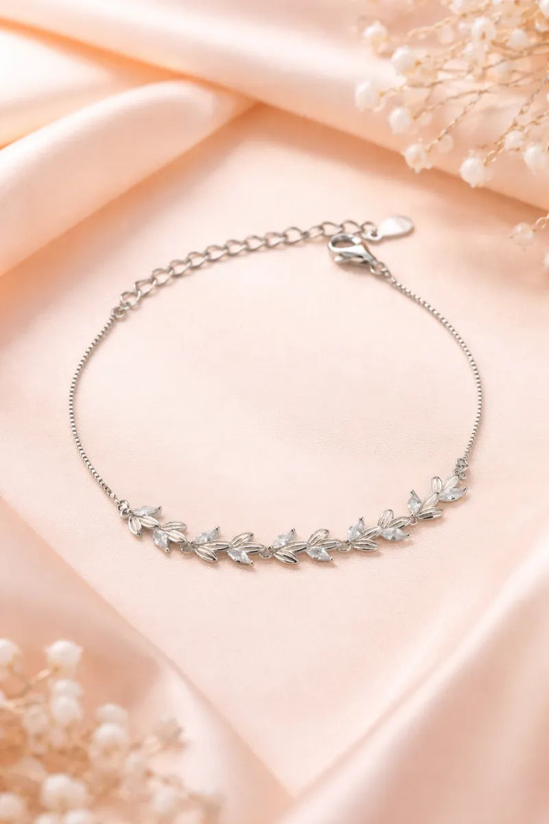 Leaf Whisper Bracelet - 925 Silver