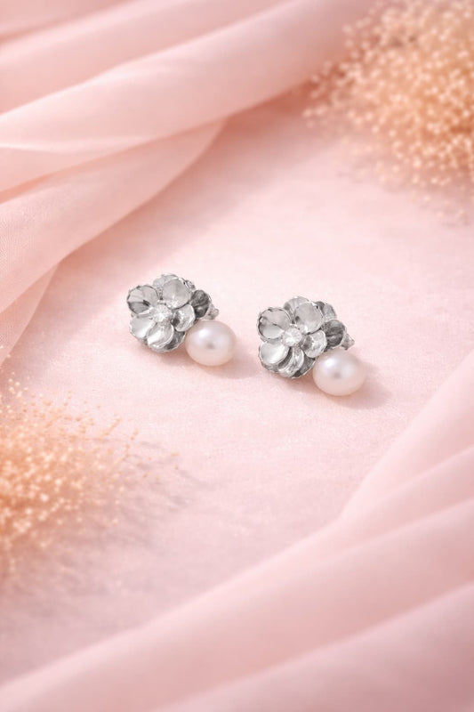 Flora Pearl Glow 925 Silver Adjustable Earrings