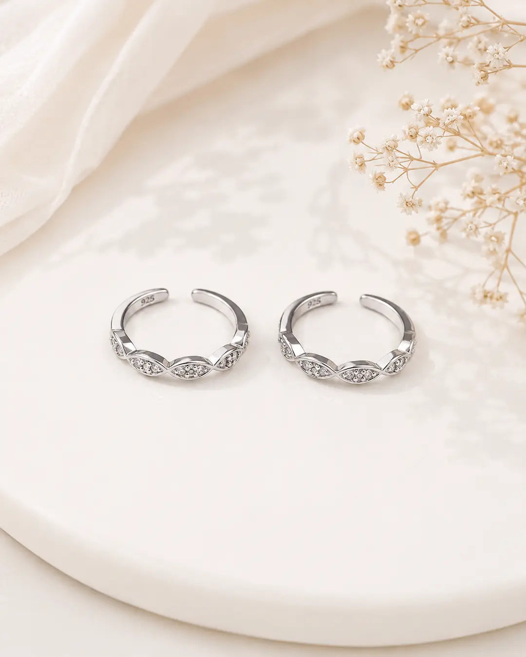 Virelle Toe Ring