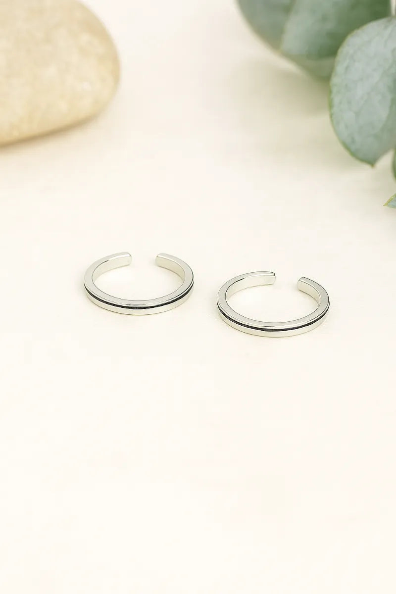Midnight Line Silver Adjustable Toe Rings