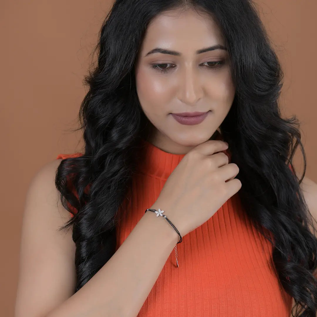 Sparkling 925 Silver Starlet Blossom Adjustable Bracelet
