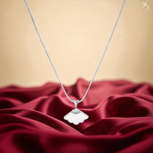 Elegant Fan Pendant Silver Necklace - 925 Silver