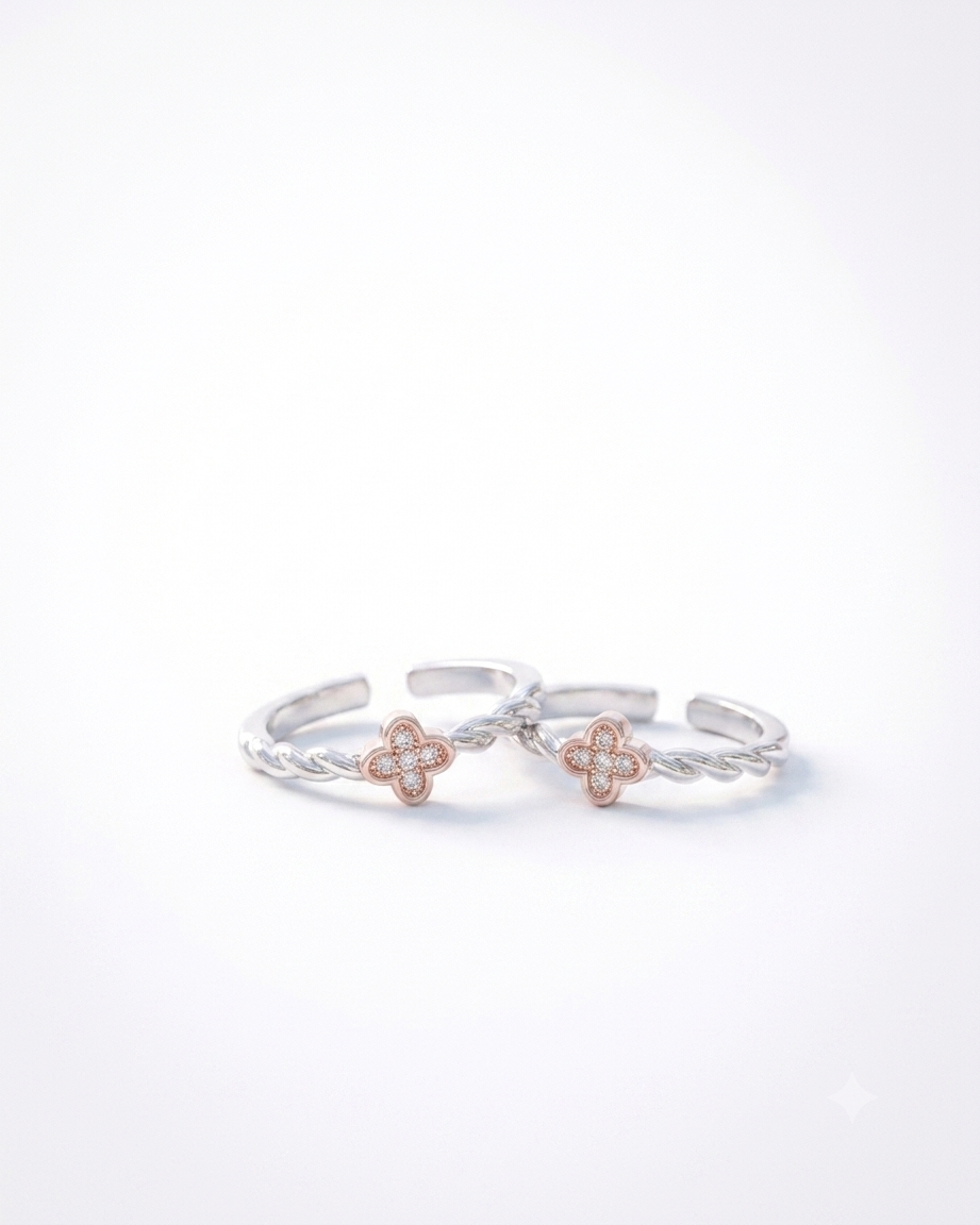 Roselle Twist Silver Toe Ring