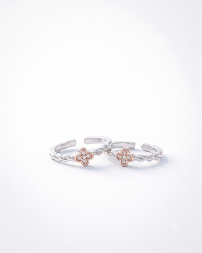 Roselle Twist Silver Toe Ring