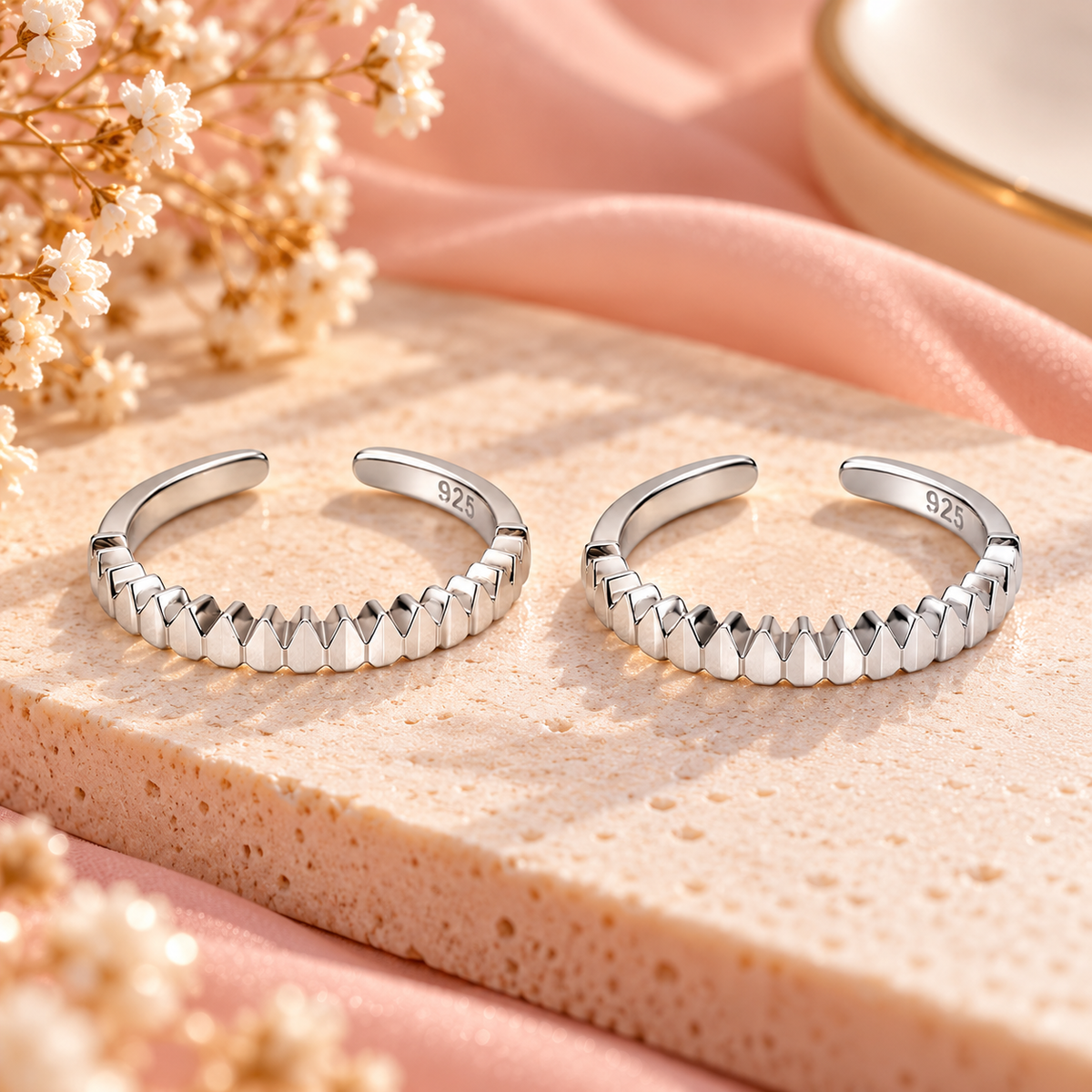 Silver 92.5 Textured Wave Adjustable Toe Ring
