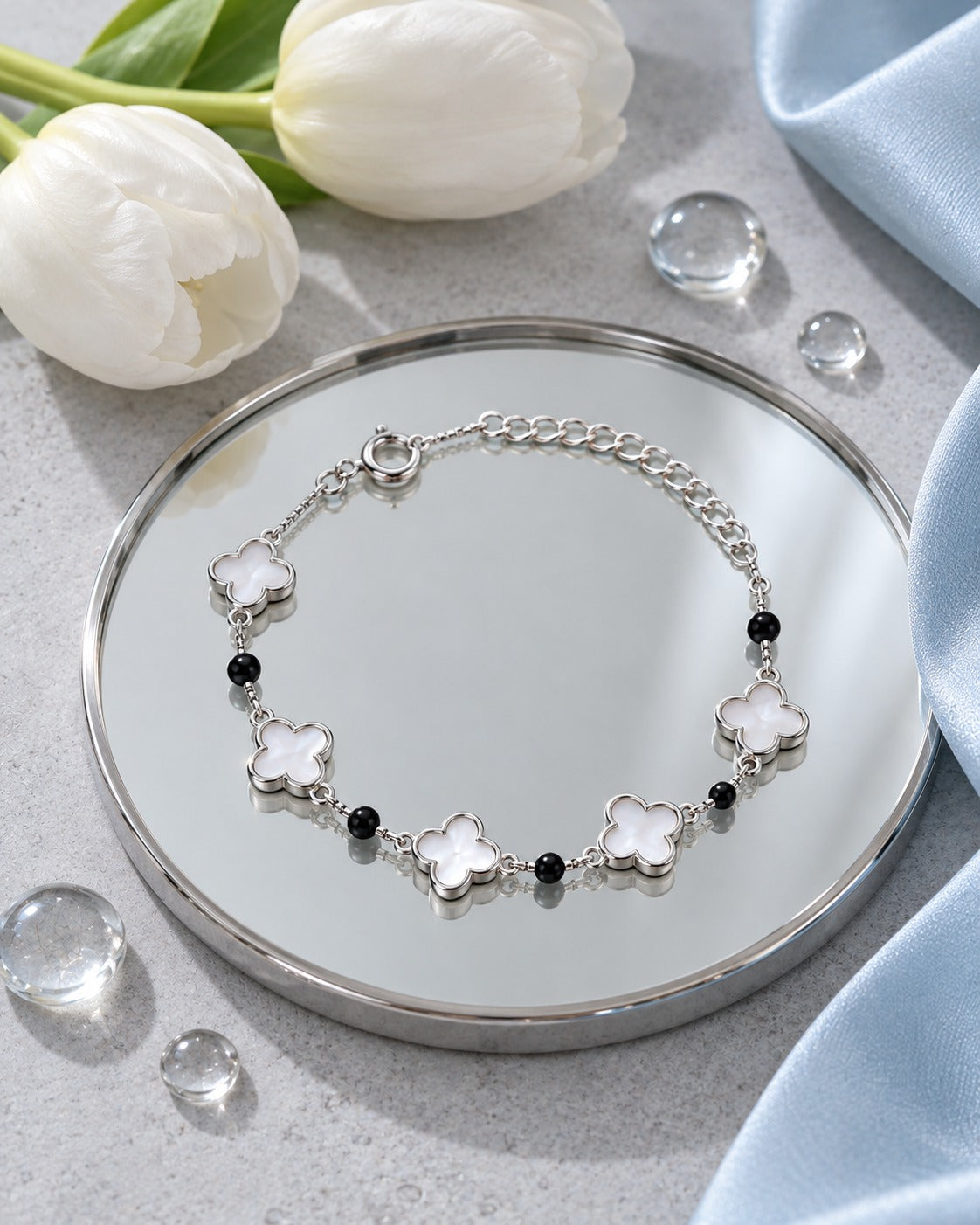 925 Sterling Silver Clover & Black Bead Bracelet