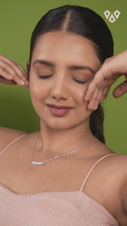 Frosted Radiance Spike Necklace – 925 Silver