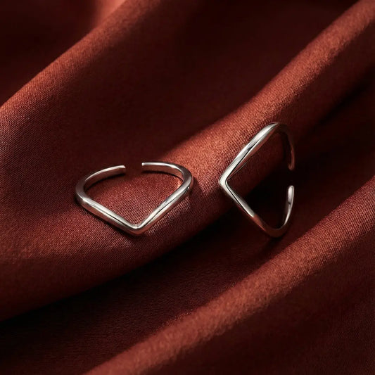 Minimal V-Wave 925 Silver Adjustable Toe Ring