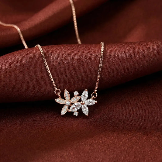 Floral Spark  Necklace - 925 Silver