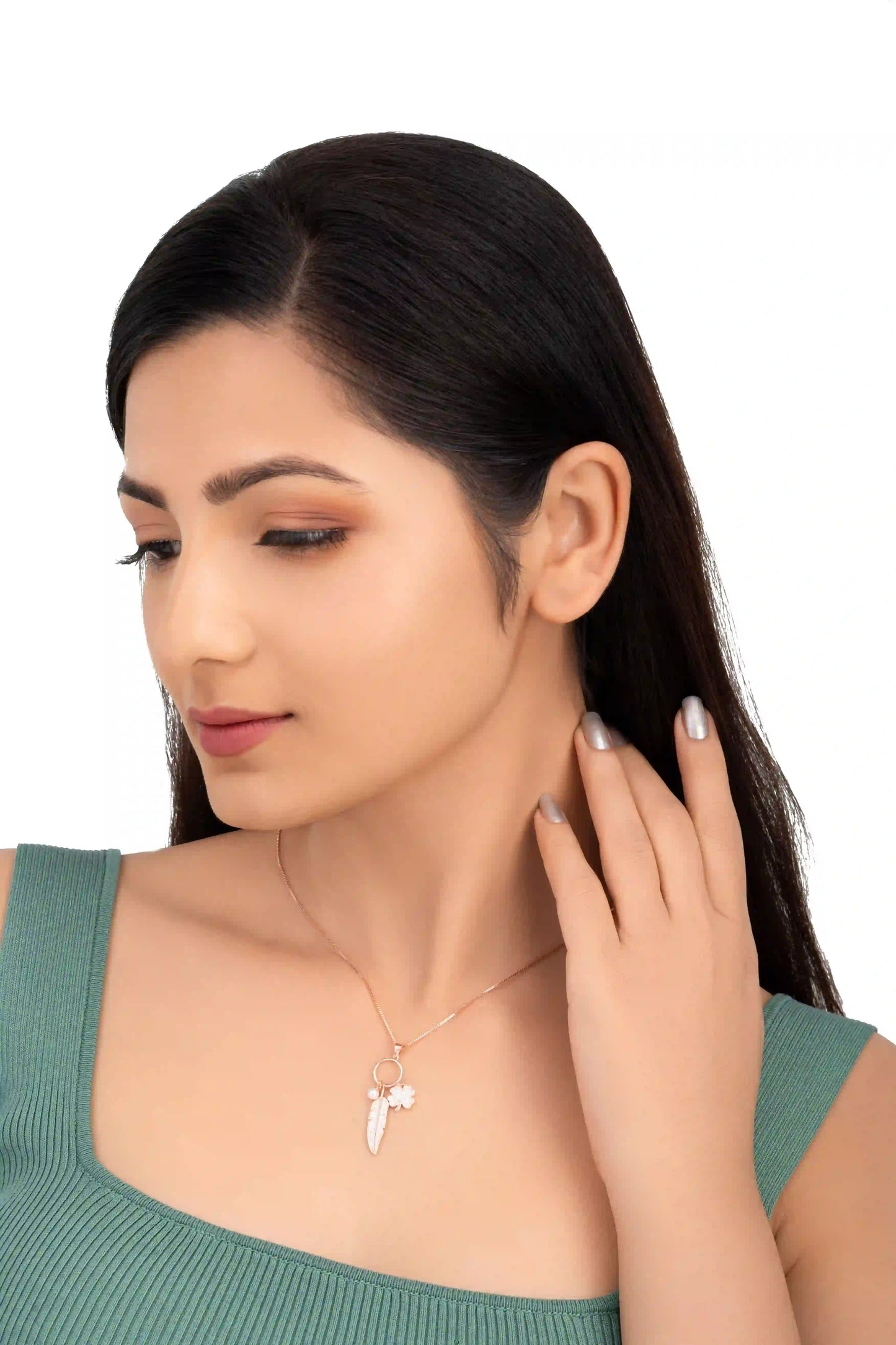 Clover Leaf Charm Necklace - 925 Silver